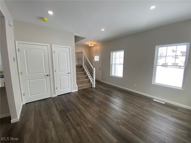 21100 Nicholas Avenue, Euclid, OH 44123