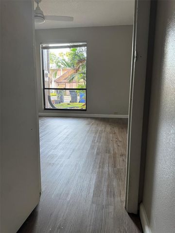 4008 MURIEL PLACE 1, Tampa, FL 33614