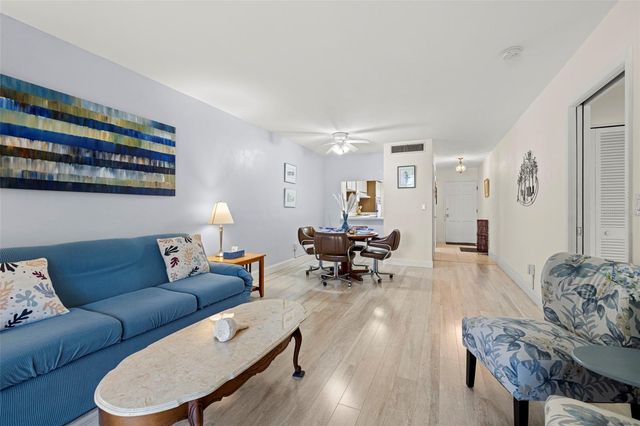 100 GLENNES LANE 207, Dunedin, FL 34698