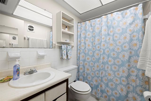 100 GLENNES LANE 207, Dunedin, FL 34698