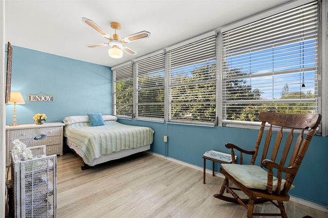 100 GLENNES LANE 207, Dunedin, FL 34698