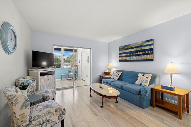 100 GLENNES LANE 207, Dunedin, FL 34698