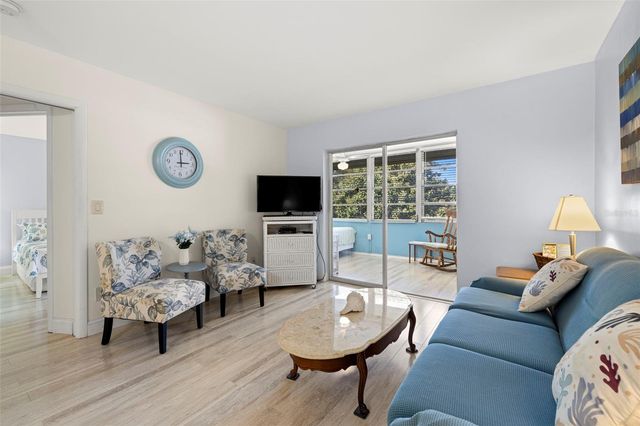 100 GLENNES LANE 207, Dunedin, FL 34698