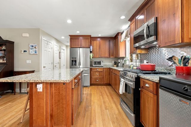 22 Cannon Hill Drive, Harwich, MA 02645