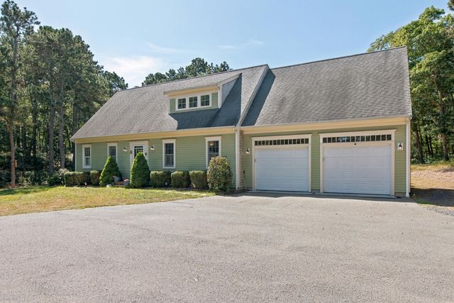 22 Cannon Hill Drive, Harwich, MA 02645