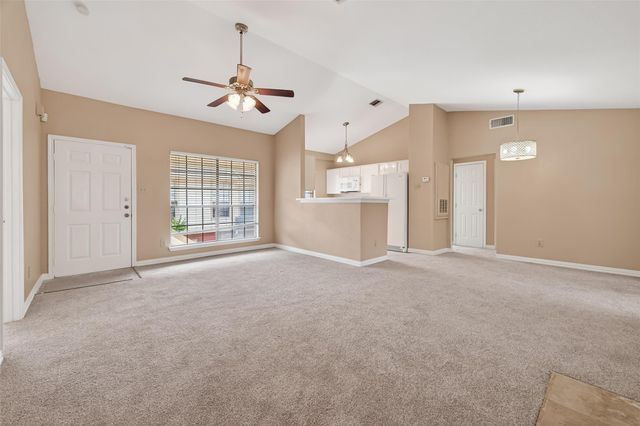 2211 S Kirkwood Road 43, Houston, TX 77077