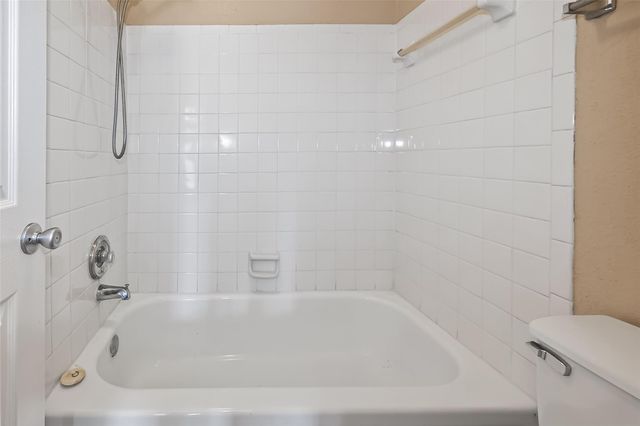 2211 S Kirkwood Road 43, Houston, TX 77077