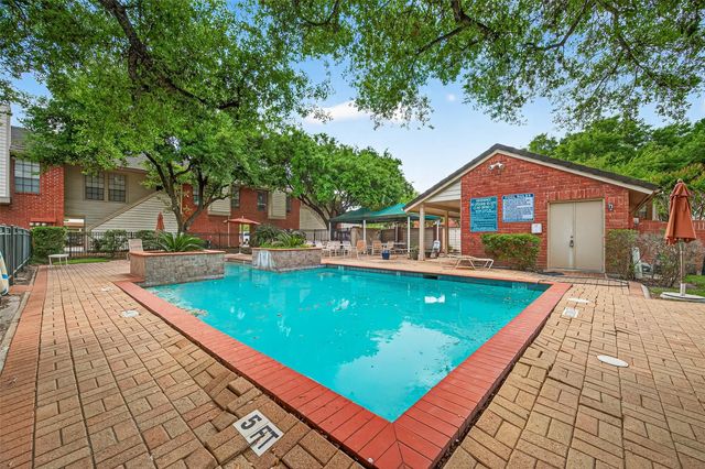 2211 S Kirkwood Road 43, Houston, TX 77077