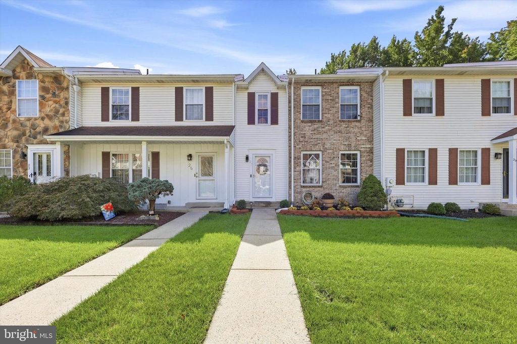 27 DUNMOOR CT N, HAMILTON, NJ 08690 — exterior