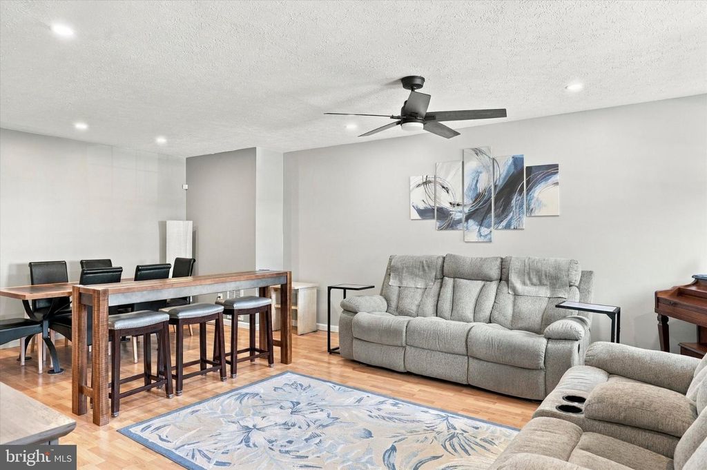 27 DUNMOOR CT N, HAMILTON, NJ 08690 — photo 4
