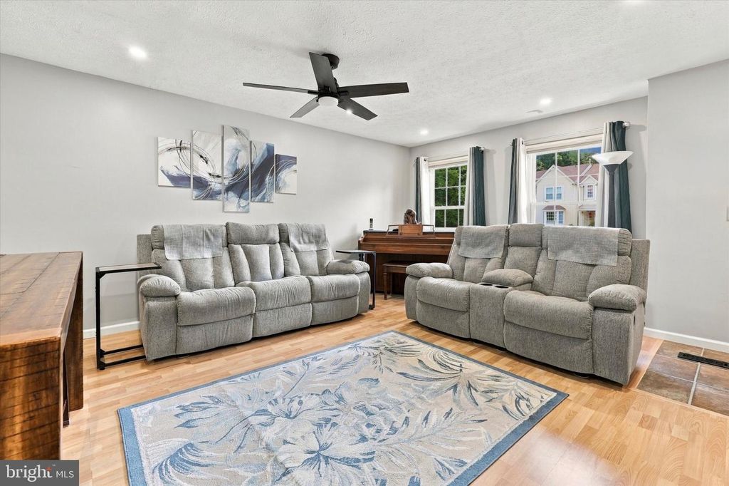 27 DUNMOOR CT N, HAMILTON, NJ 08690 — photo 5