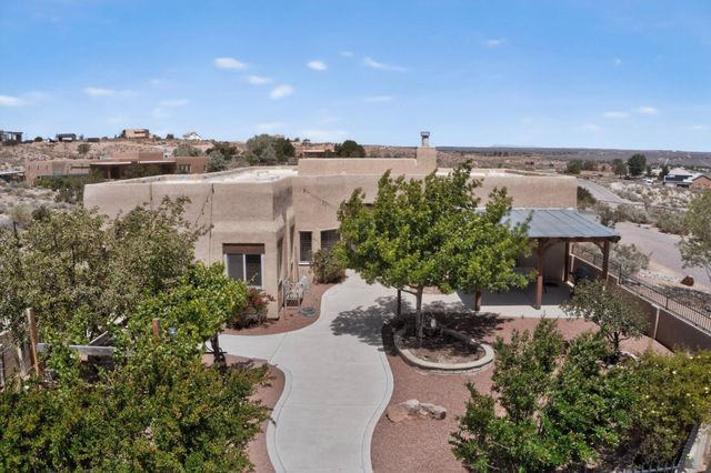 601 Acebo Road NE, Rio Rancho, NM 87124