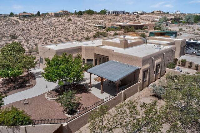601 Acebo Road NE, Rio Rancho, NM 87124