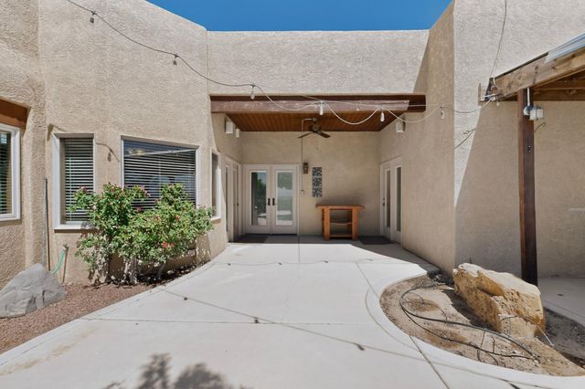 601 Acebo Road NE, Rio Rancho, NM 87124