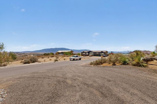 601 Acebo Road NE, Rio Rancho, NM 87124