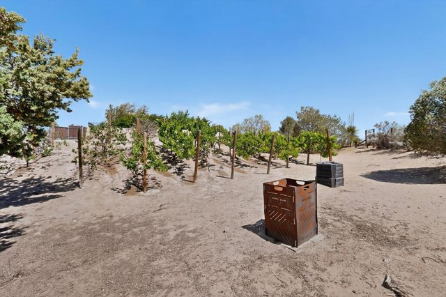 601 Acebo Road NE, Rio Rancho, NM 87124