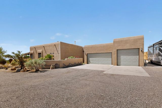601 Acebo Road NE, Rio Rancho, NM 87124