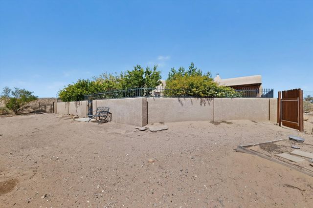 601 Acebo Road NE, Rio Rancho, NM 87124