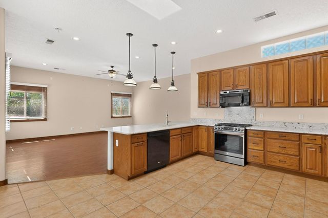 601 Acebo Road NE, Rio Rancho, NM 87124