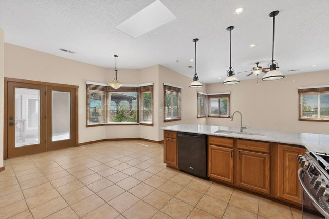 601 Acebo Road NE, Rio Rancho, NM 87124