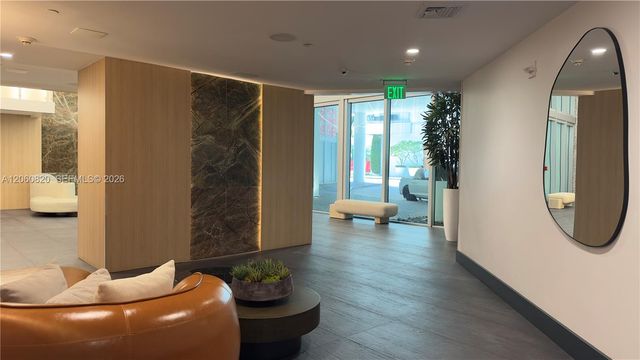 90 SW 3rd Street 2012, Miami, FL 33130