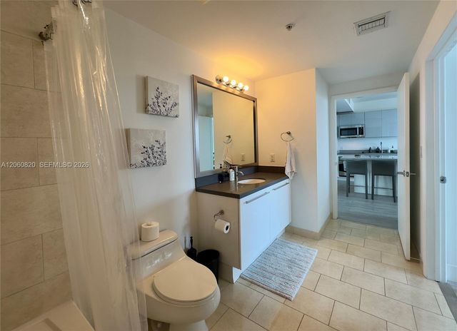 90 SW 3rd Street 2012, Miami, FL 33130