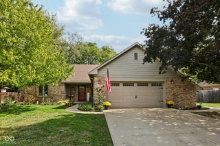 591 Crestpoint Lane, Plainfield, IN 46168