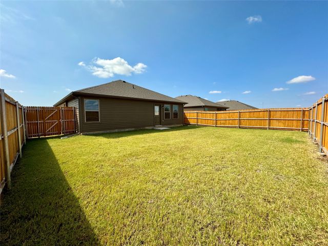 1420 Waverley Drive, Greenville, TX 75402