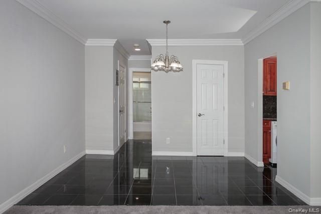 556 New Highway 4-2E, Hauppauge, NY 11788