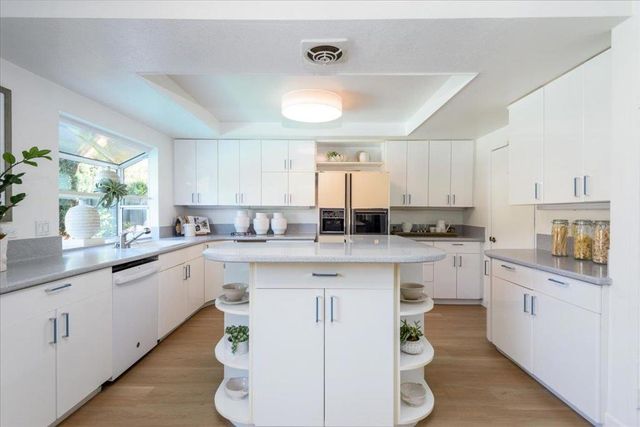 1140 Halsey Boulevard, Foster City, CA 94404