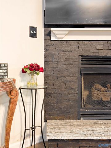 3 Robin Court, Hartselle, AL 35640