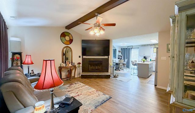 3 Robin Court, Hartselle, AL 35640