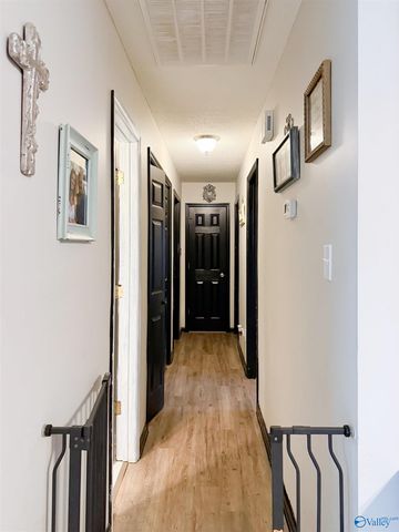 3 Robin Court, Hartselle, AL 35640