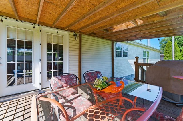 246 Briarwood Drive, Burnside, KY 42519