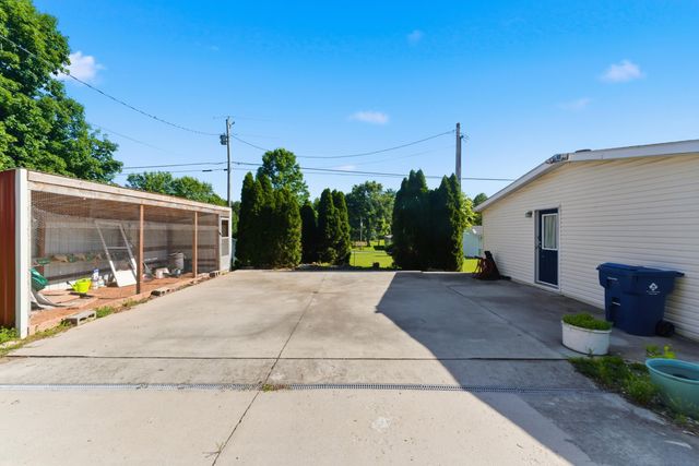 246 Briarwood Drive, Burnside, KY 42519