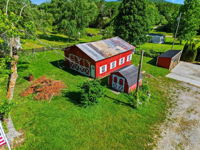 246 Briarwood Drive, Burnside, KY 42519