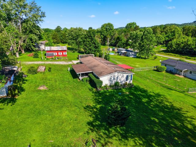 246 Briarwood Drive, Burnside, KY 42519