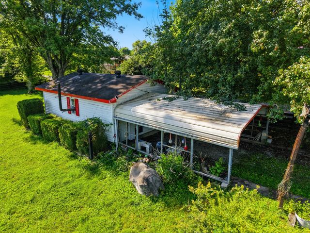 246 Briarwood Drive, Burnside, KY 42519