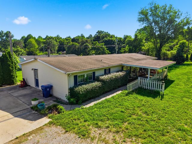 246 Briarwood Drive, Burnside, KY 42519