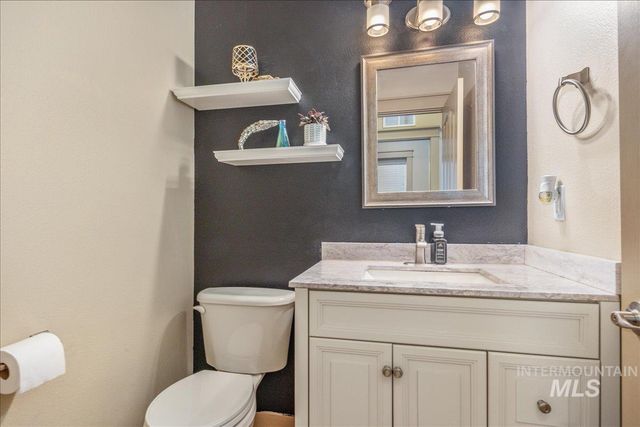 1524 W Loretta St, Meridian, ID 83646