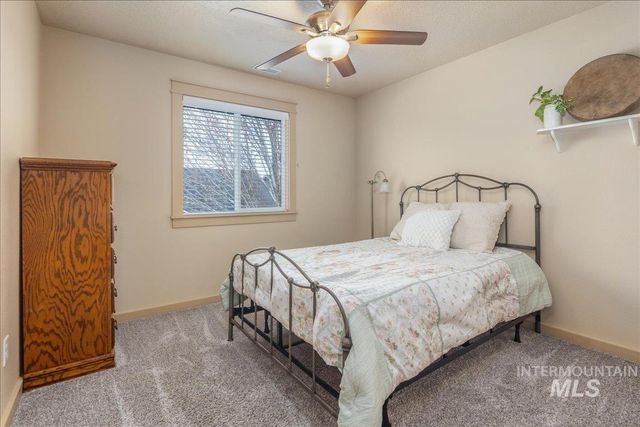 1524 W Loretta St, Meridian, ID 83646