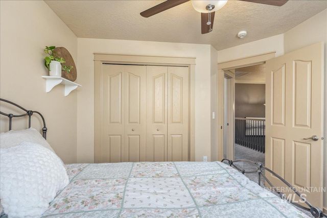 1524 W Loretta St, Meridian, ID 83646