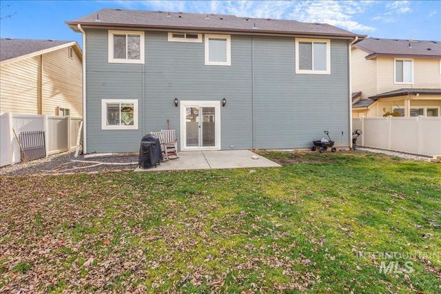 1524 W Loretta St, Meridian, ID 83646