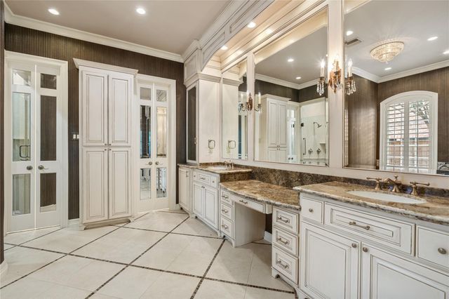 5 Long Timbers Trail, Houston, TX 77024