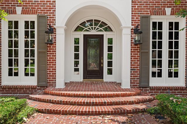5 Long Timbers Trail, Houston, TX 77024