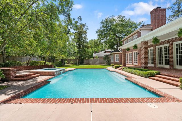 5 Long Timbers Trail, Houston, TX 77024