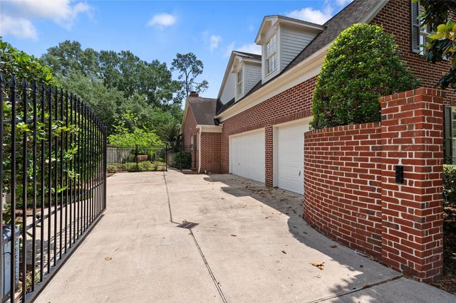 5 Long Timbers Trail, Houston, TX 77024