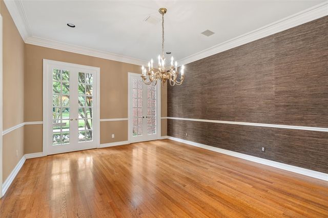 5 Long Timbers Trail, Houston, TX 77024