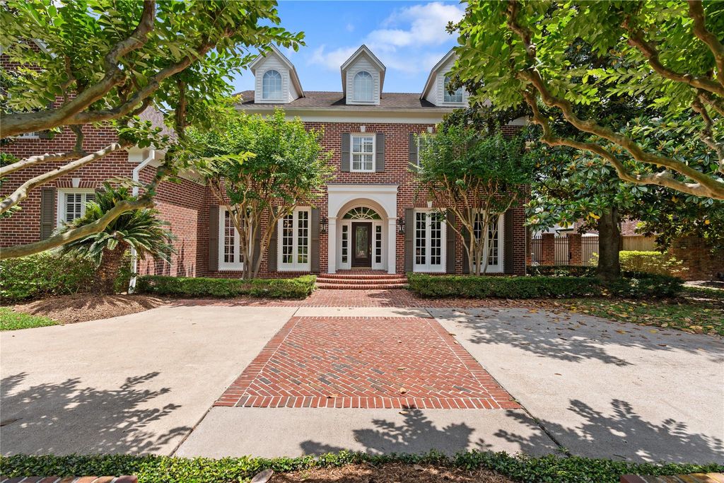 5 Long Timbers Trail, Houston, TX 77024
