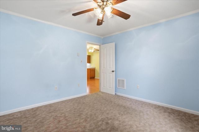 1240 GRAND LEGACY DR, Hagerstown, MD 21740